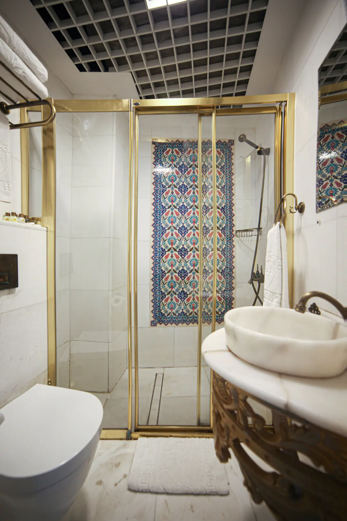 سرویس بهداشتی و حمام هتل وایت مونارچ استانبول